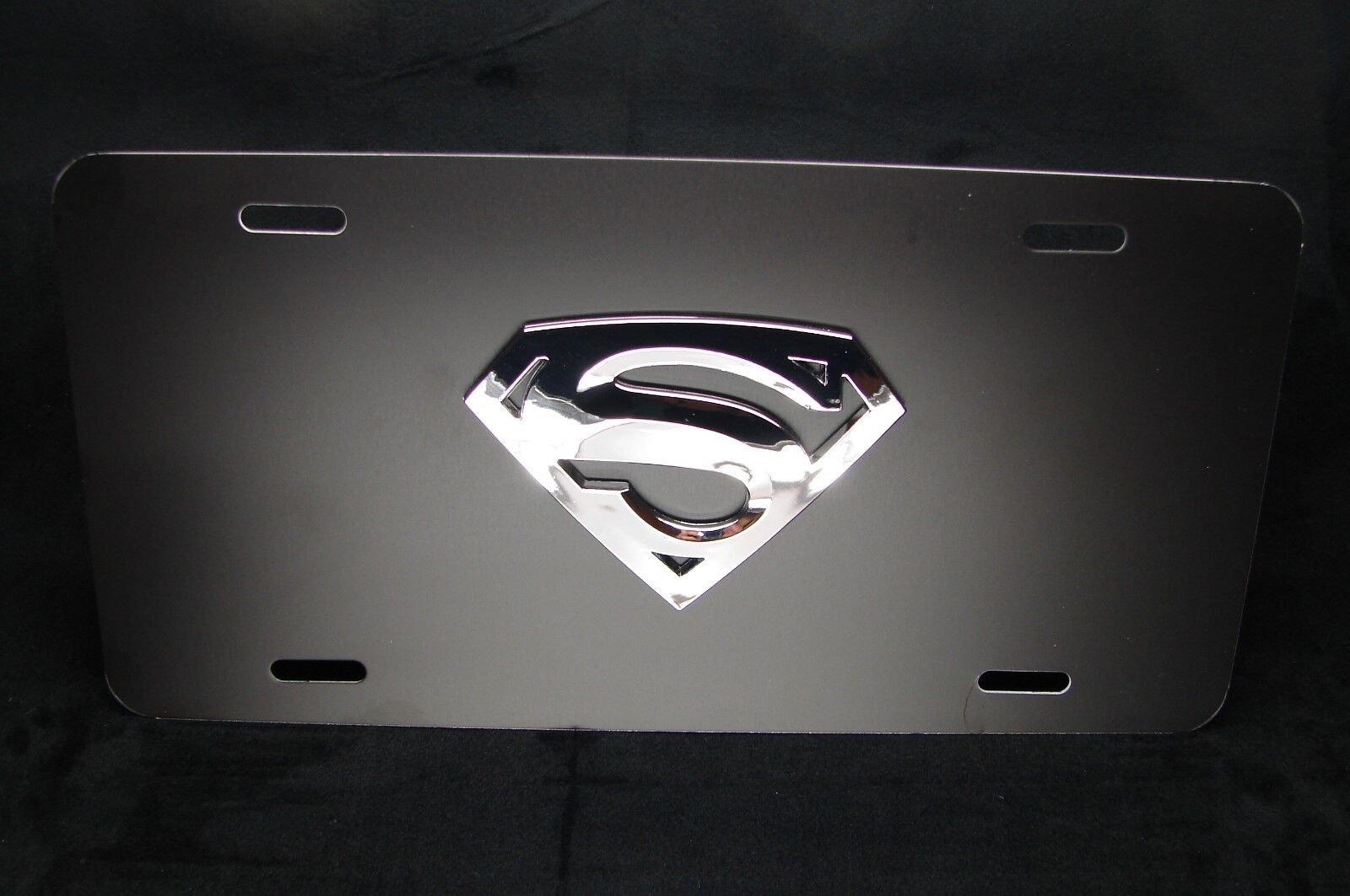 SUPERMAN   METAL LICENSE PLATE FOR CARS MATTE BLACK 3D SUPERMAN EMBLEM LOGO