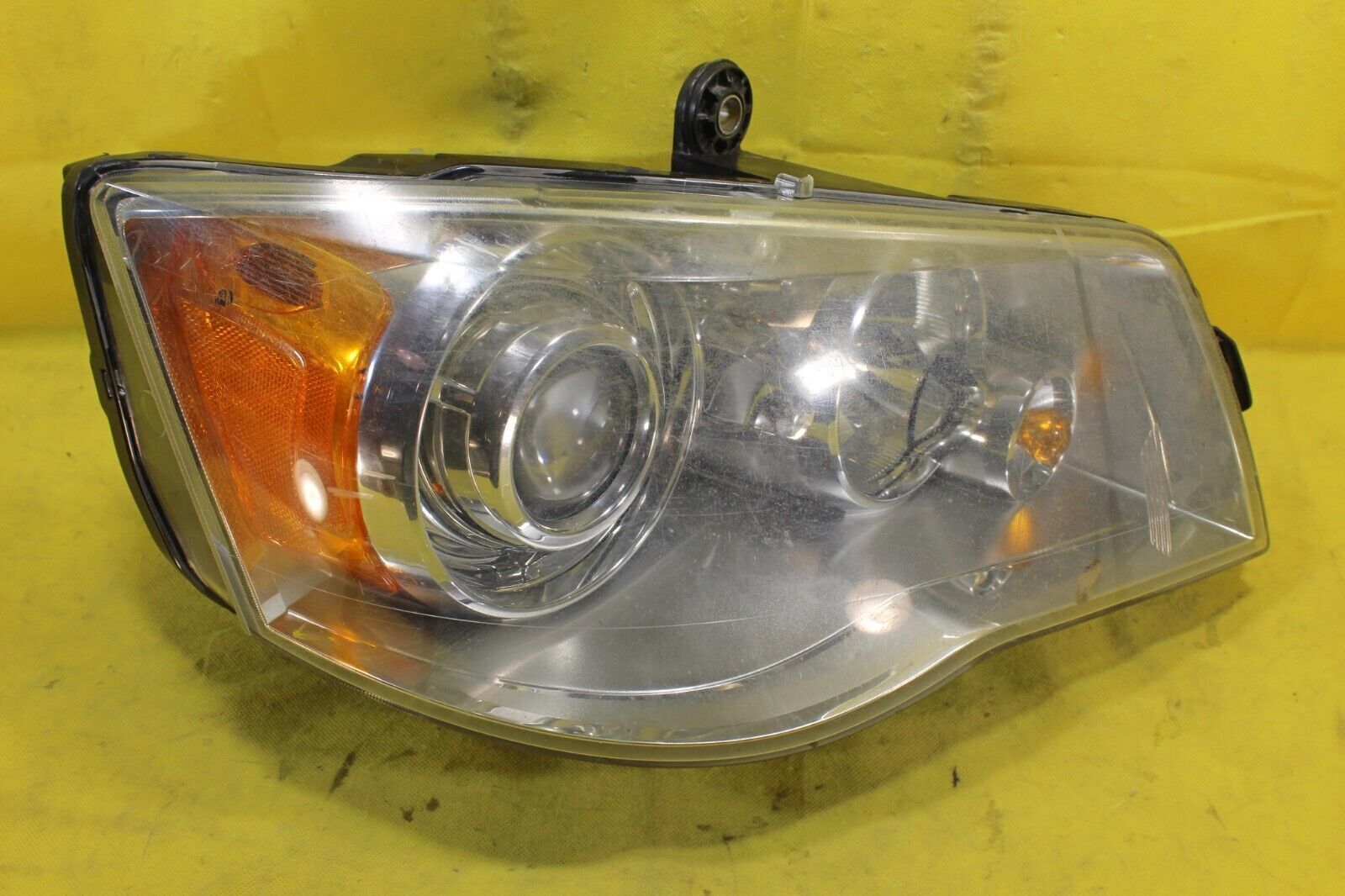 ✅ OEM 2008-2016 Chrysler Town & Country Front Right Xenon Headlight 1EL26306012