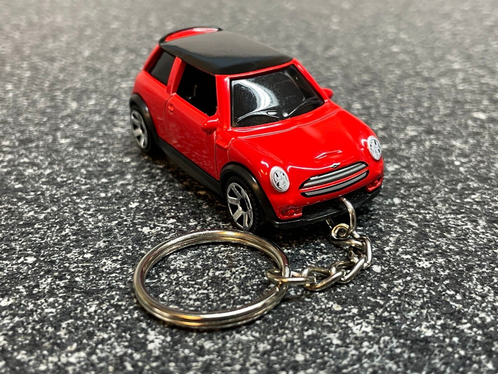 2003 Mini Cooper Keychain Red Hot Wheels Matchbox