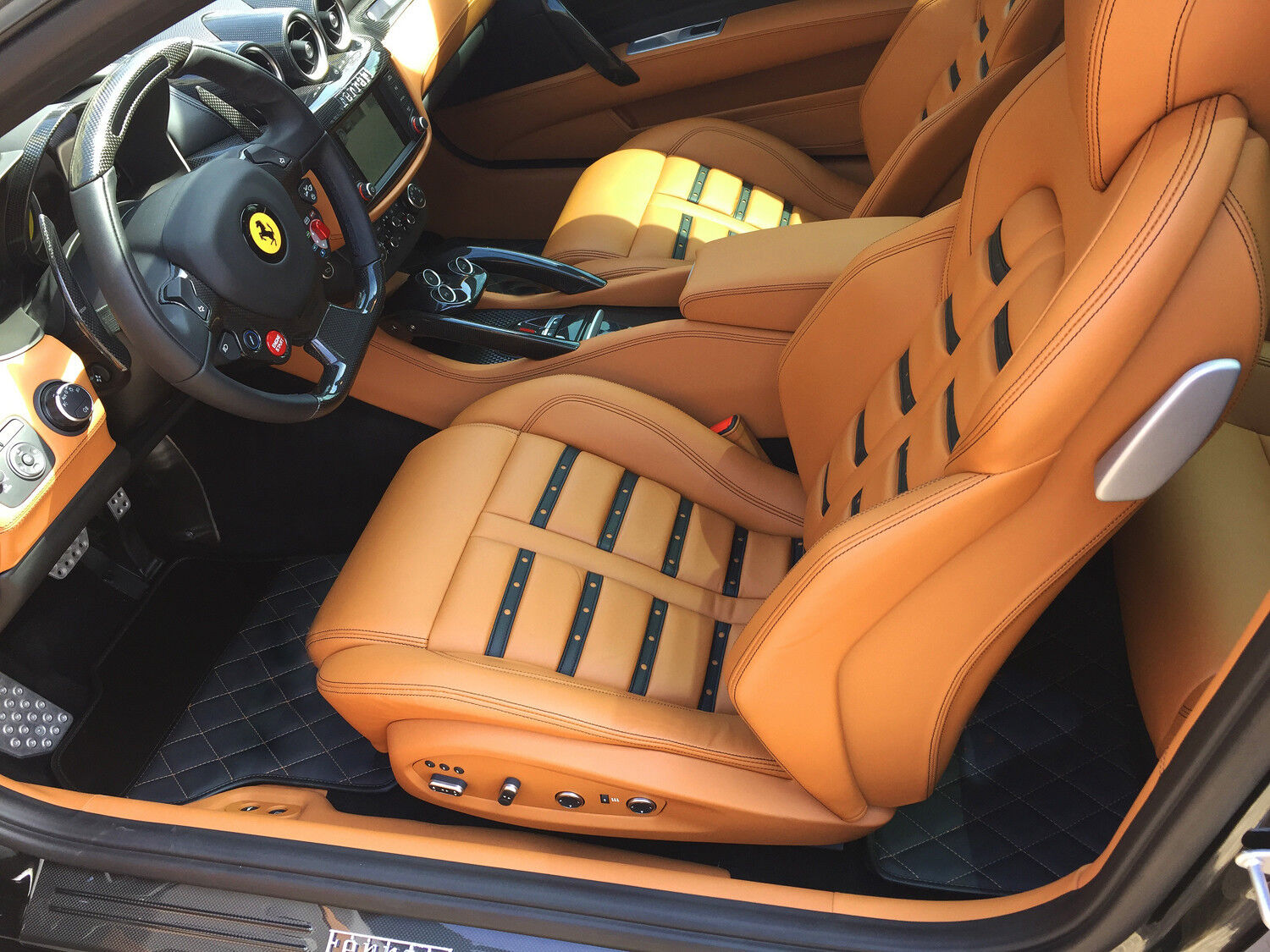 Ferrari FF, GTC Custom Hybrid Leather Floor Mats - All weather with carbon fiber