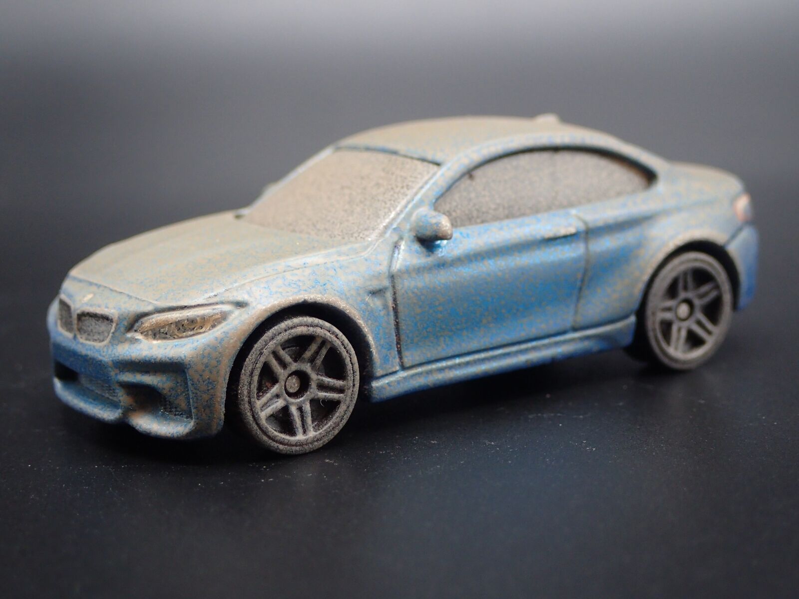 2016-2020 BMW M2 COUPE CUSTOM ABANDONED 1:64 SCALE DIORAMA DIECAST relisted