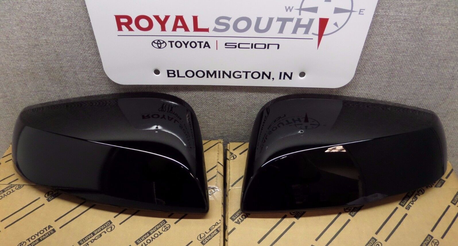 Toyota Tacoma 16-17 Black 202 Outer Mirror Covers Set W/ TS Genuine OEM
