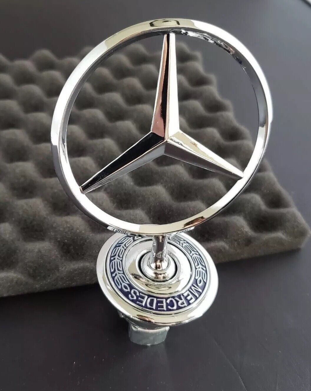 Mercedes-Benz W140 Front Hood Emblem 300SD 400SE 500SEL 600SEL S600 140 880 0286
