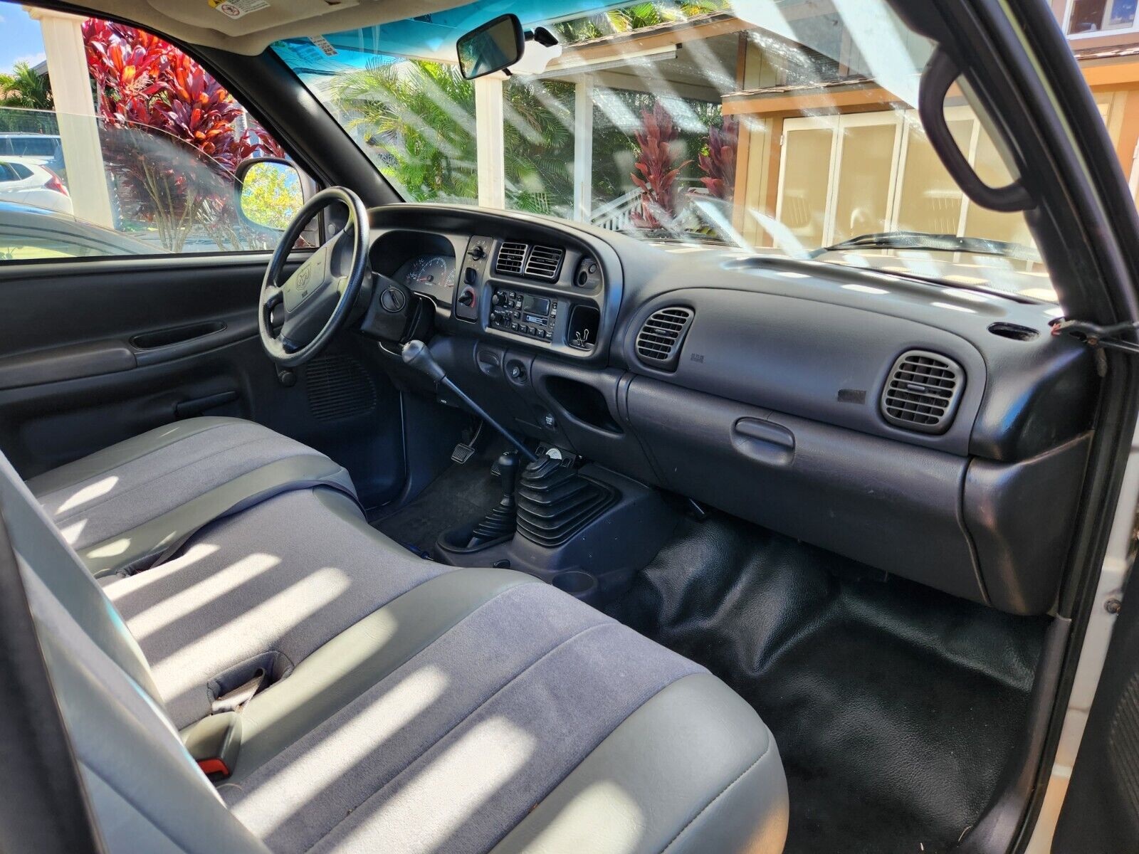 1998-01 Dodge Ram 1500  / 2500 / 3500  Replacement  Fiberglass Dashboard