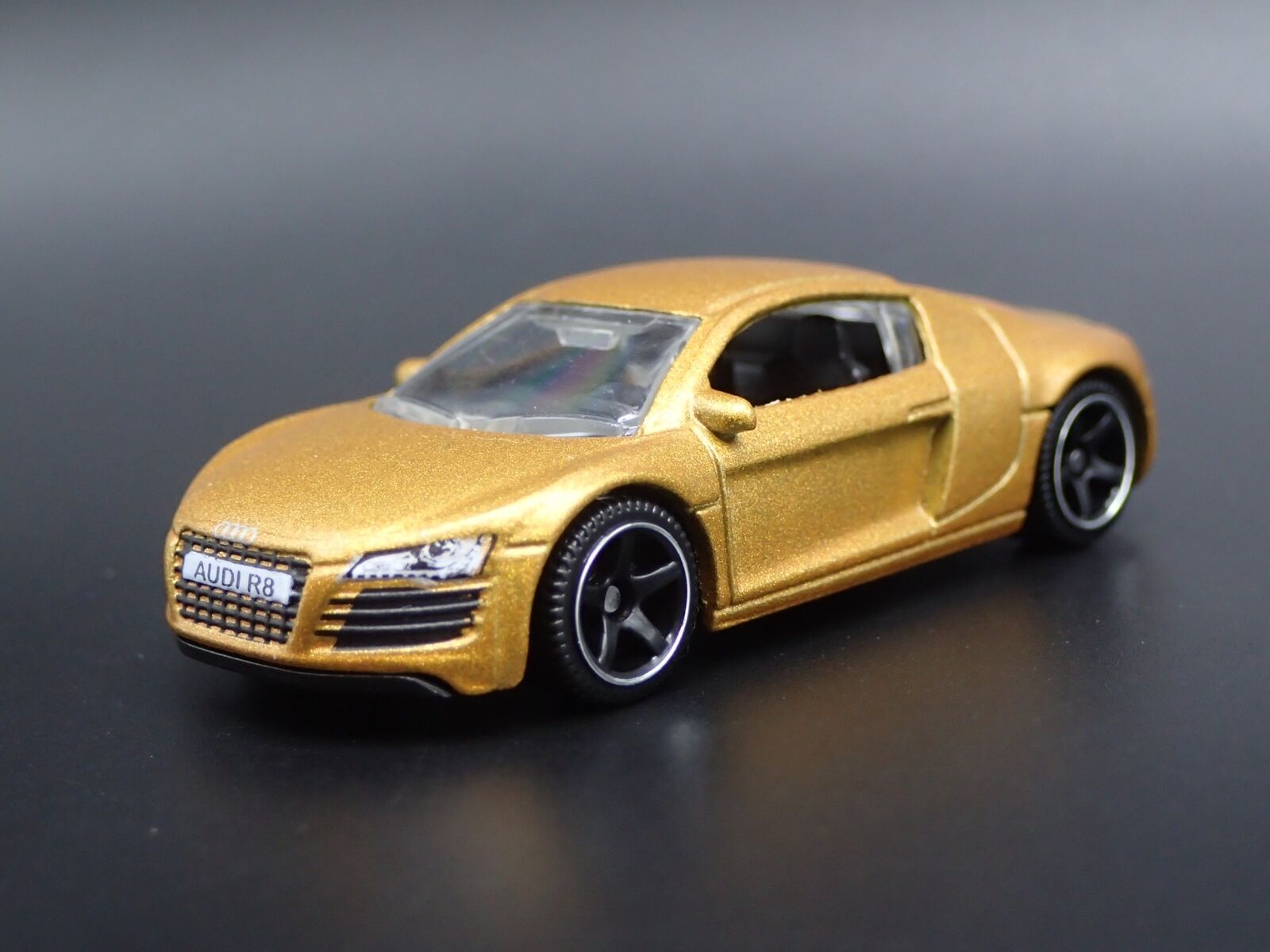 2006-2015 AUDI R8 SUPERCAR RARE 1:64 SCALE COLLECTIBLE DIORAMA DIECAST relisted