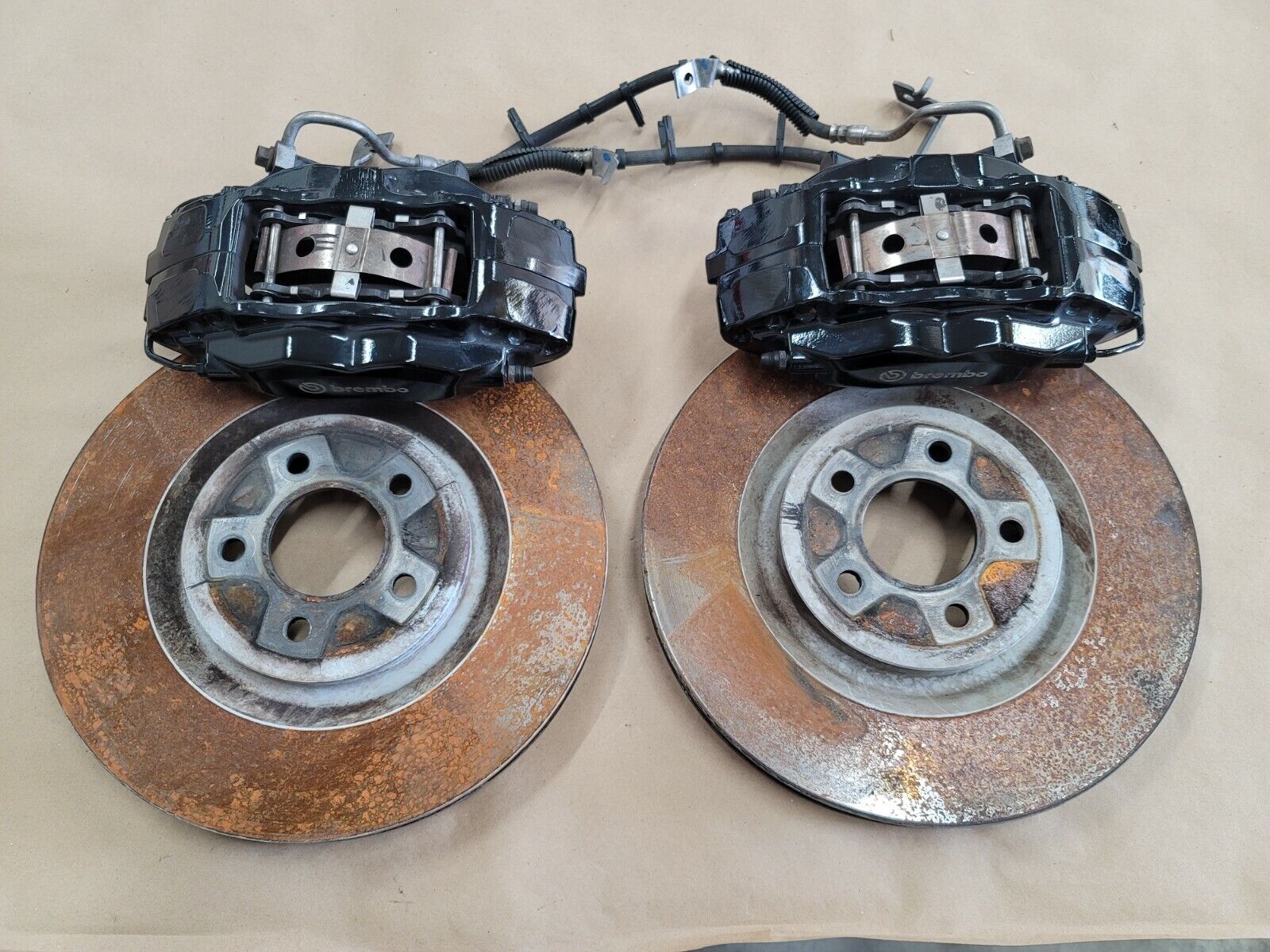 2007-2012 Mustang GT500 Shelby Front Brembo Calipers Brakes Rotors