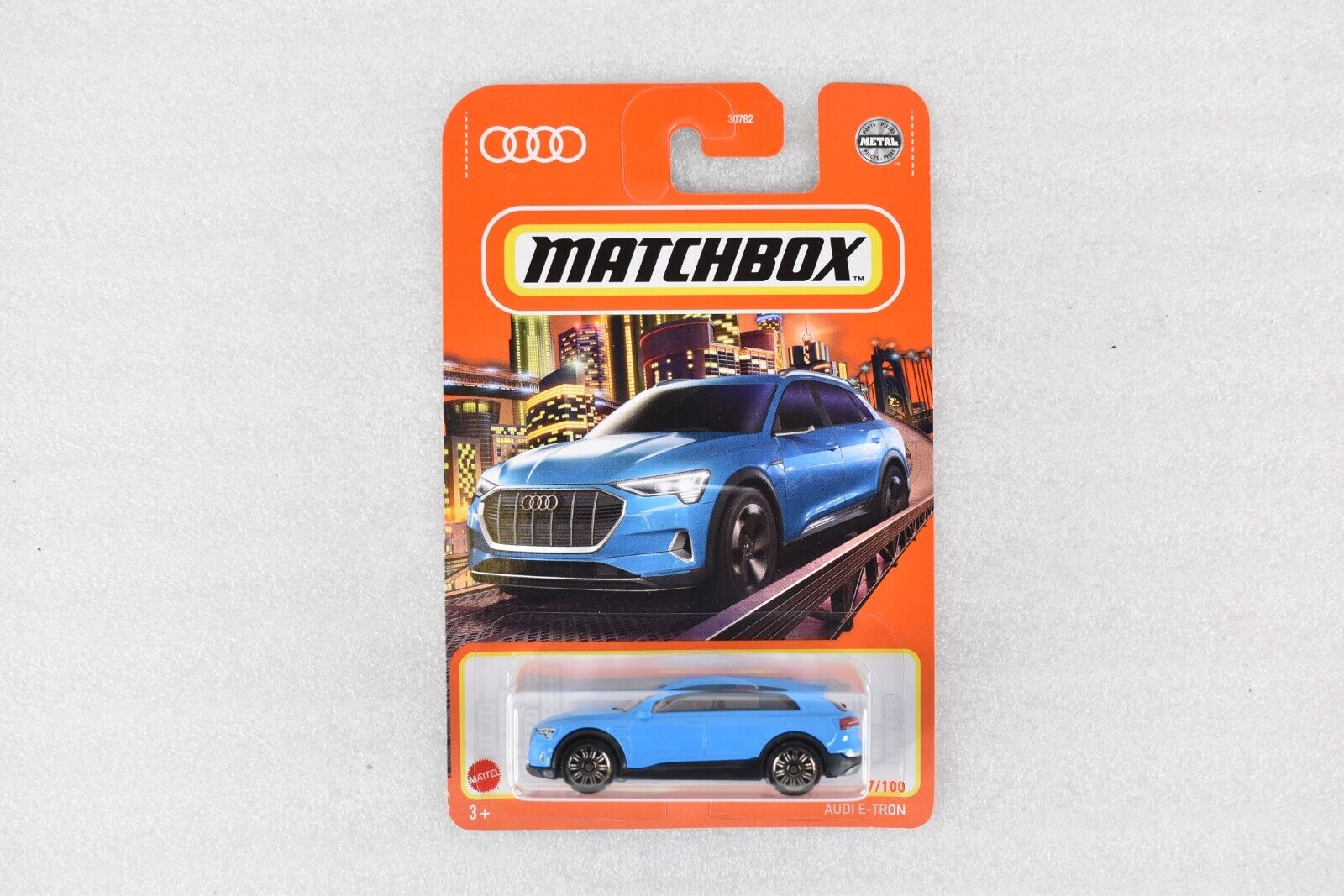 2022 Matchbox AUDI E-TRON (#77/100) Matchbox (electric vehicle) Die-Cast 1:64