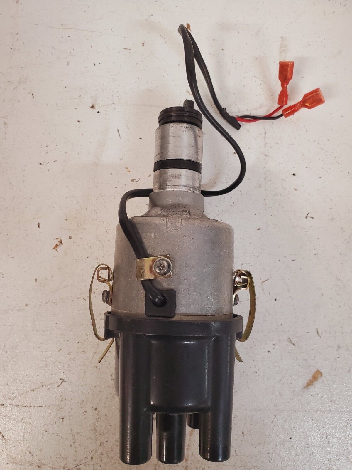 Empi Distributor with Electronic Ignition 1548