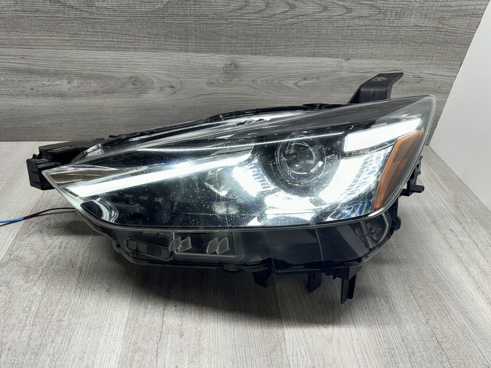 Mazda CX-3 OEM Headlight Head Light Driver LH Left Adaptive LED 2016-2021 ((10))