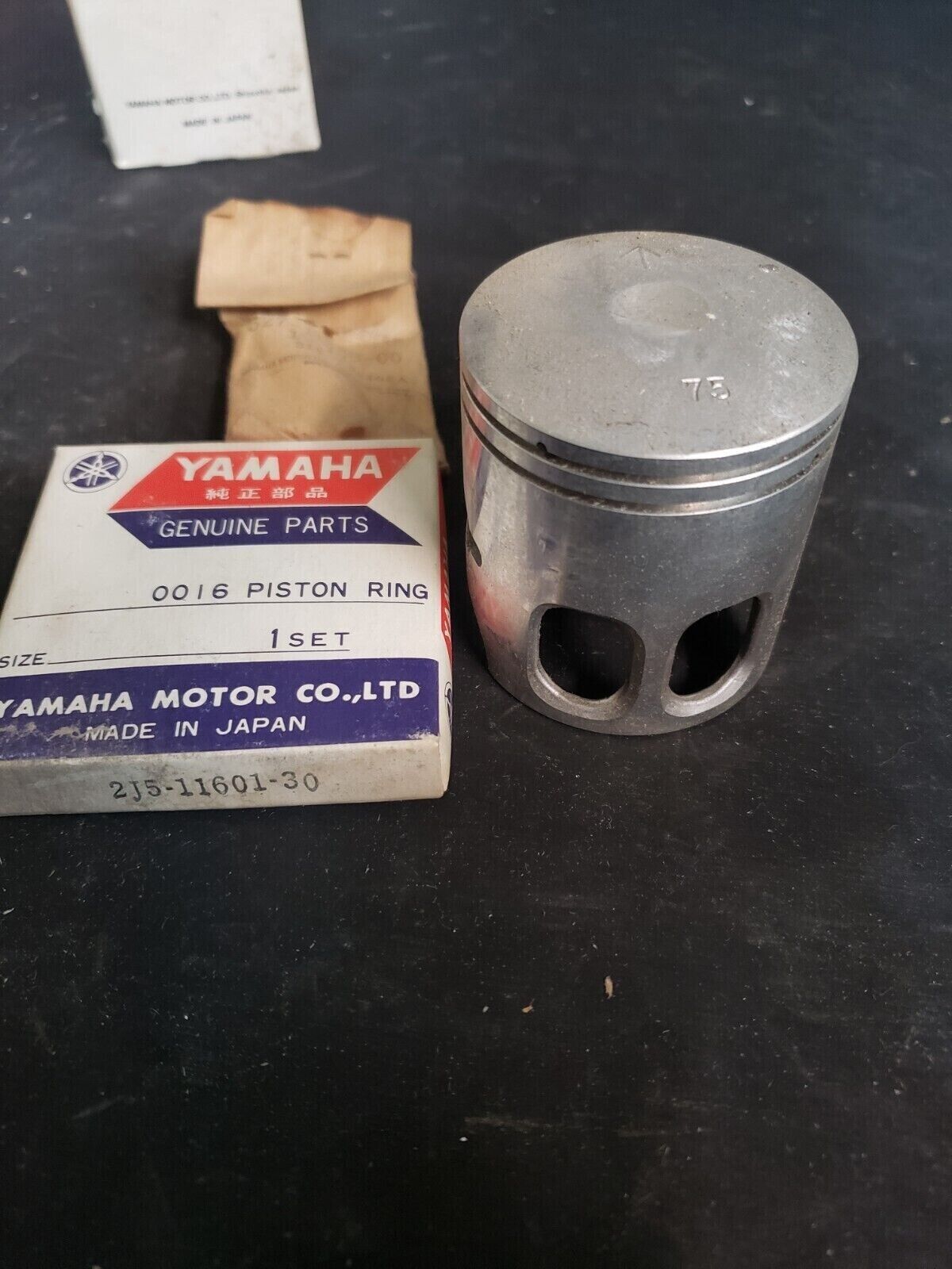 NOS Yamaha OEM Piston Kit .75 1980 YZ80 3R1-11630-30 Superseded By 3R1-11630-32