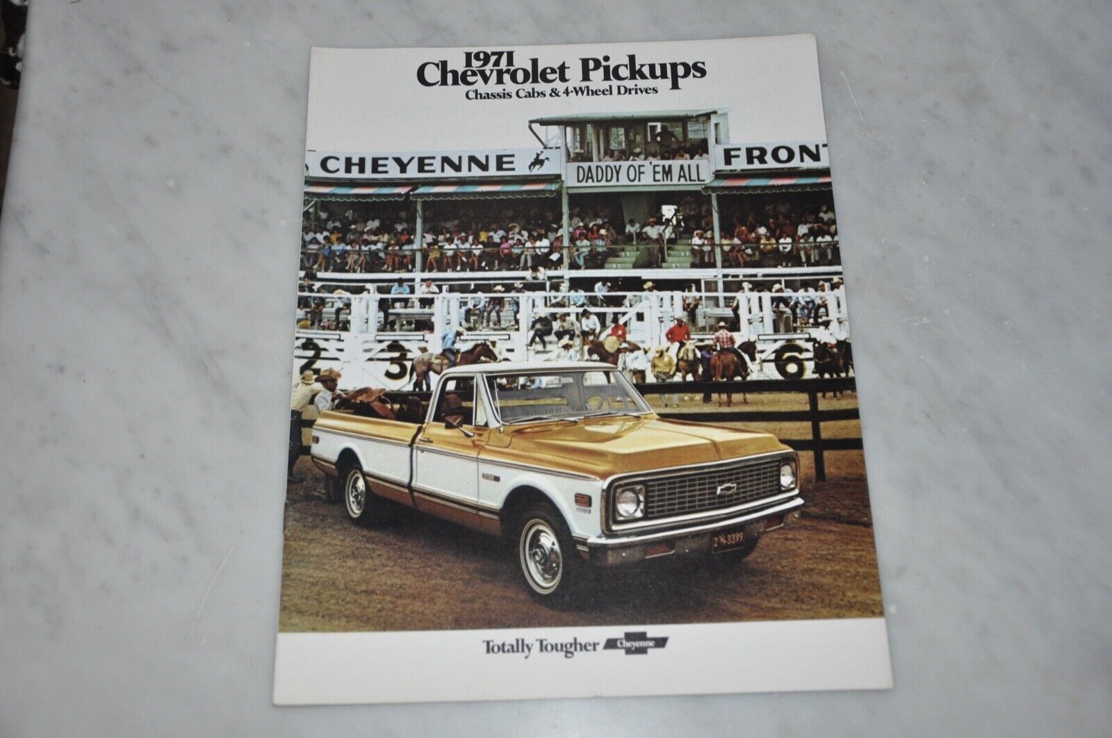 1971 71 Chevy Chevrolet pickup truck sales brochure