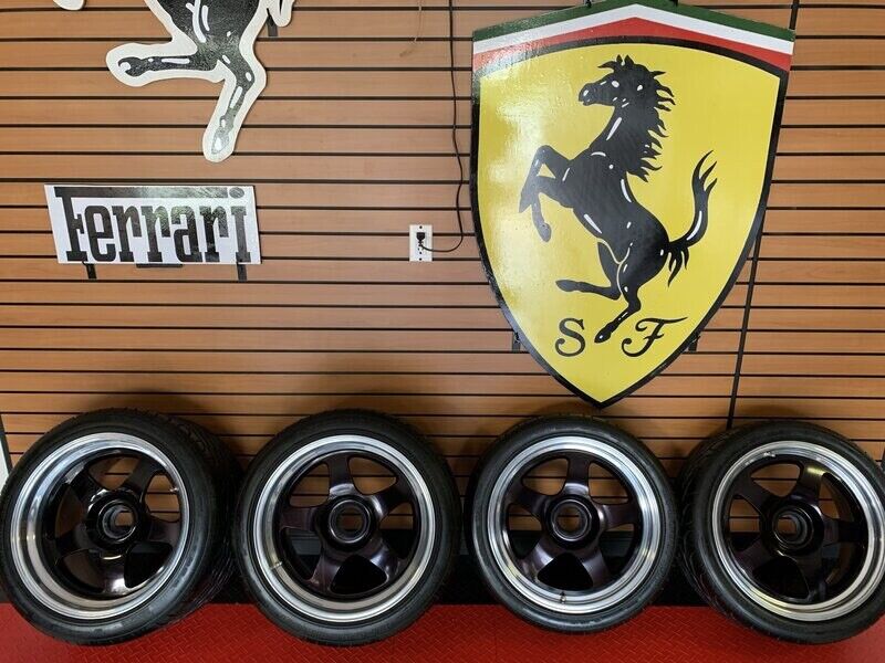 Ferrari F40 Custom FIKSE Wheels