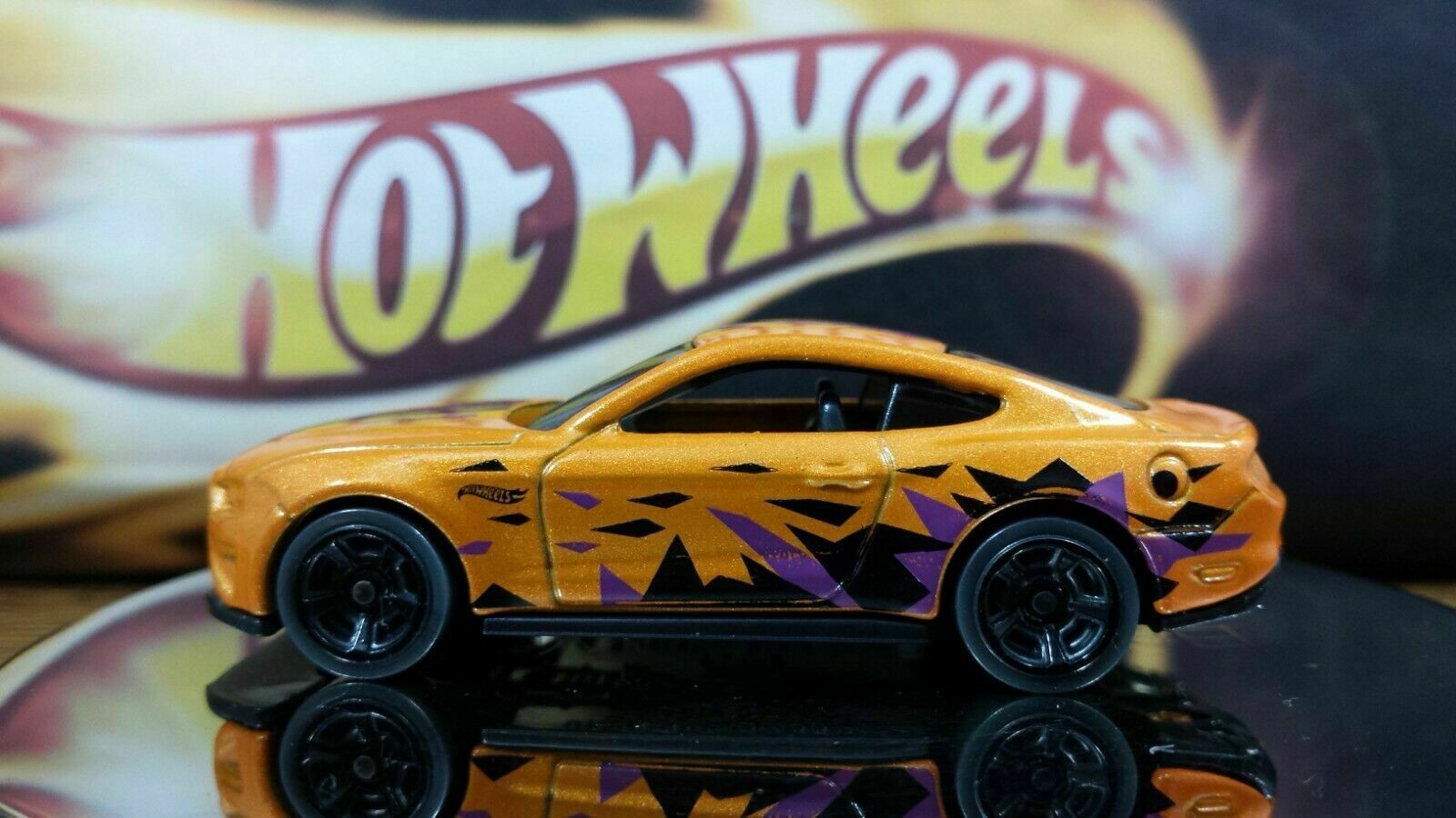 Hot Wheels 2018 Ford Mustang GT 2018 Orange CAO PERFORMANCE KOILES SUSPENSIONS
