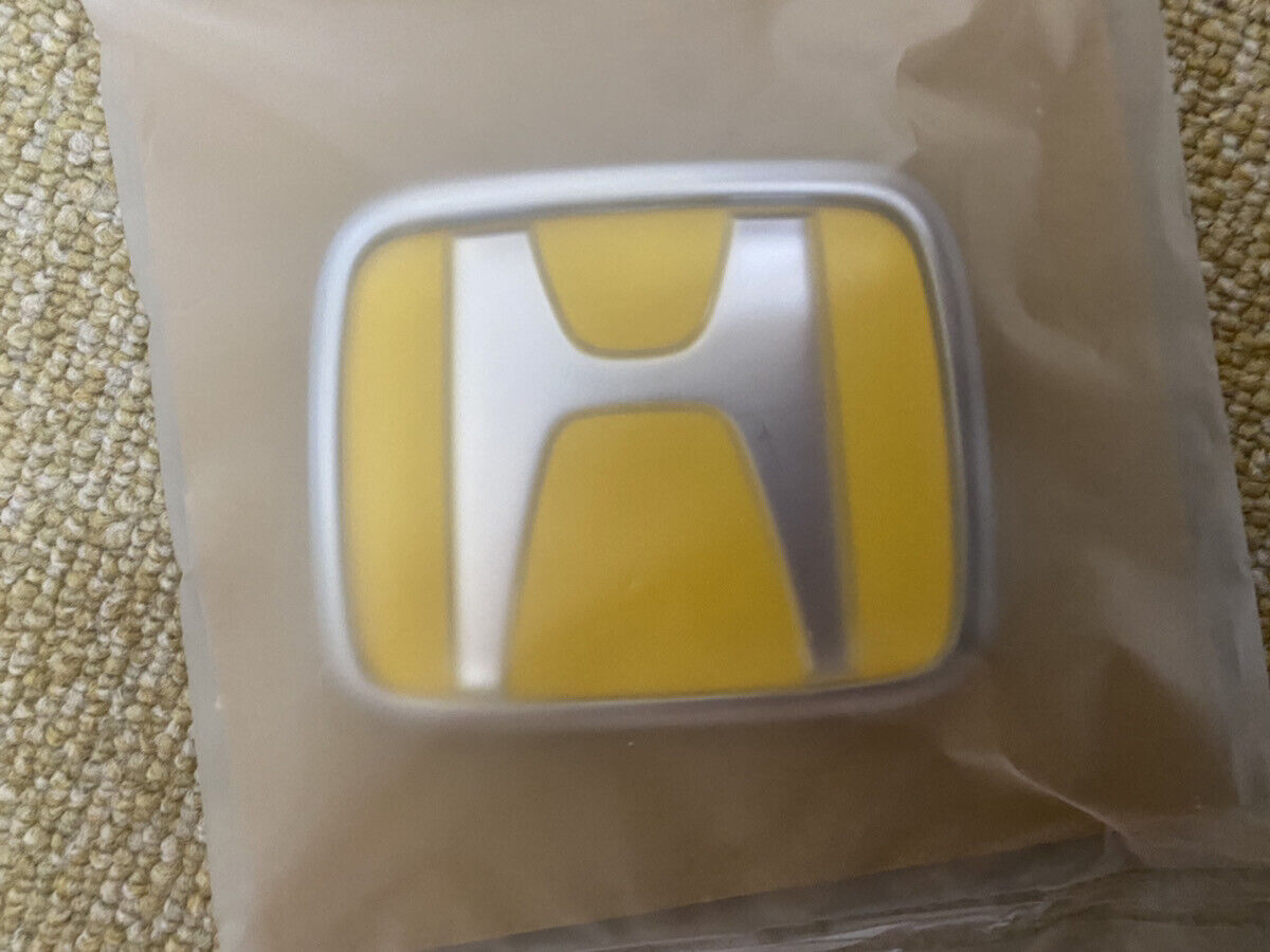 HONDA GENUINE  OEM S2000 AP1AP2 Yellow Front & Rear Emblem Badge Set
