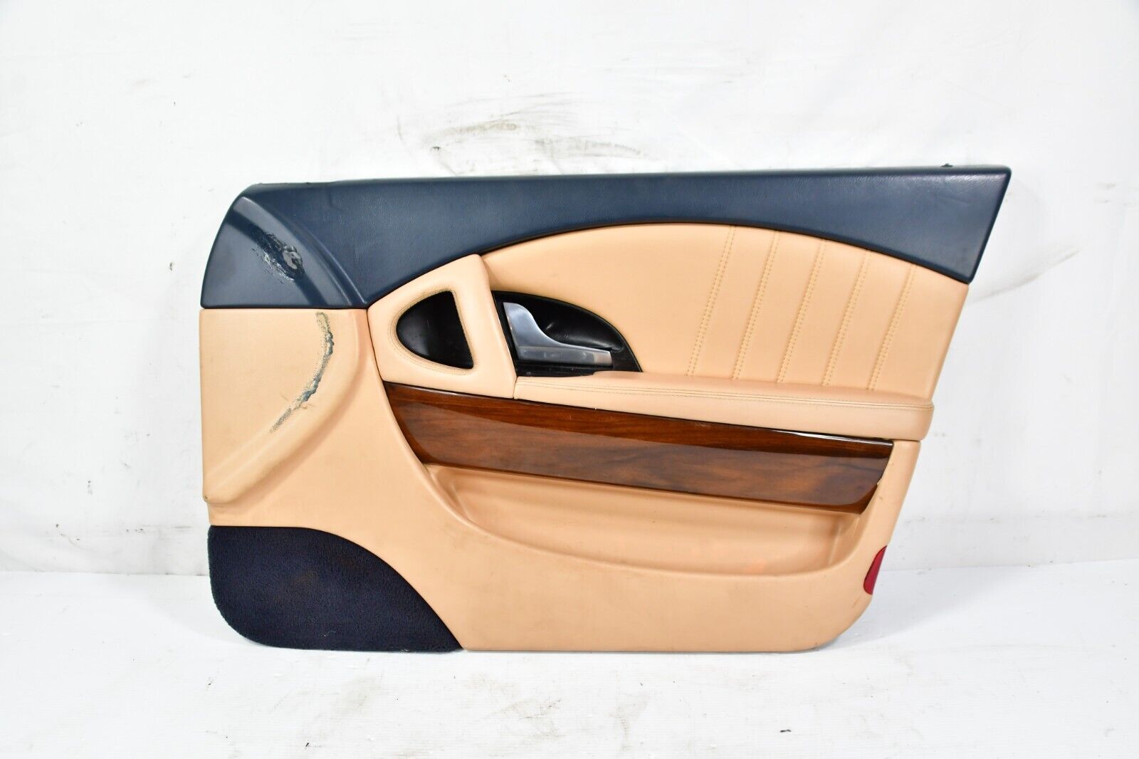 03-13 Maserati Quattroporte Front Right Passenger Side Interior Door Panel OEM
