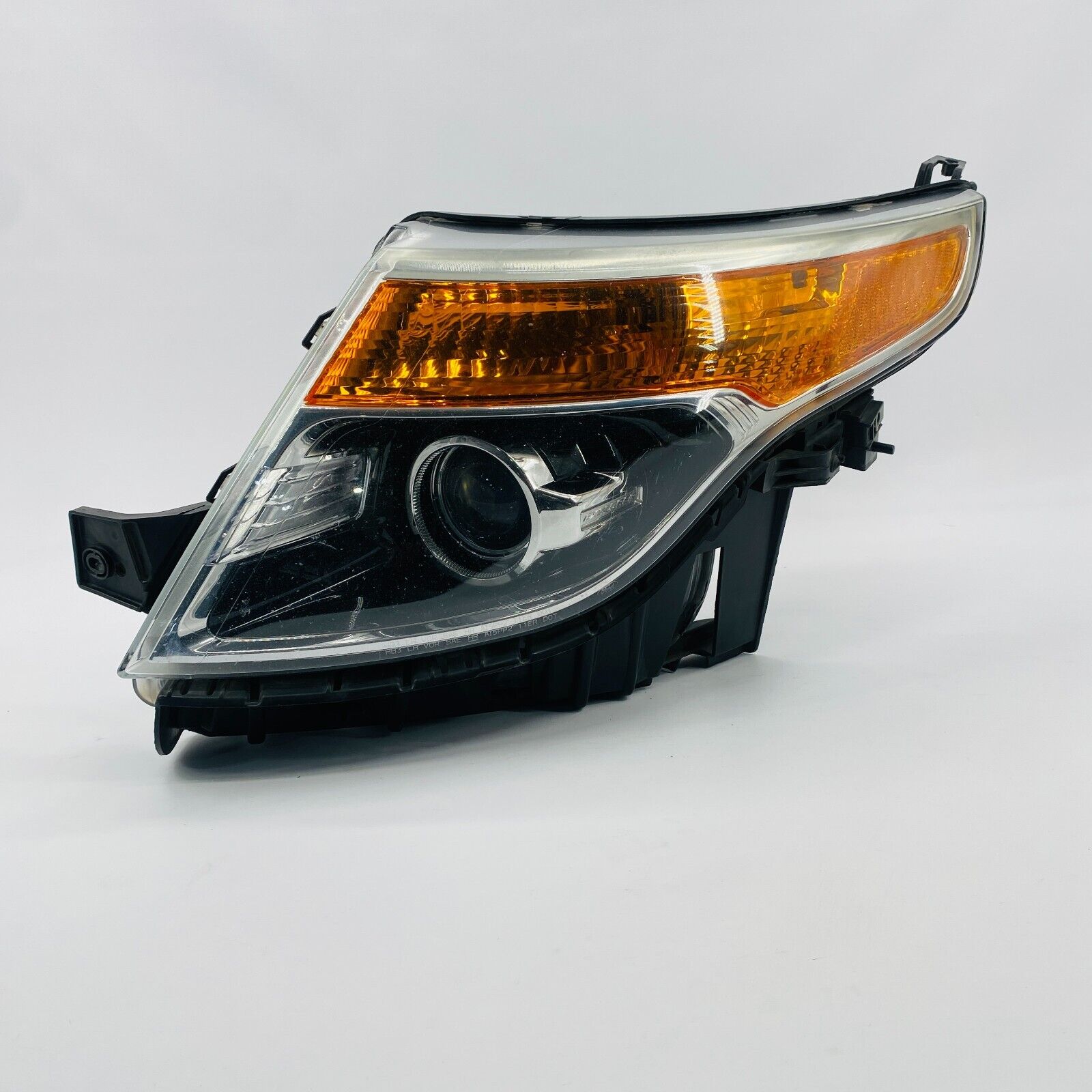 2013 2014 2015 Ford Explorer Halogen Projector Headlight Left Driver Side OEM