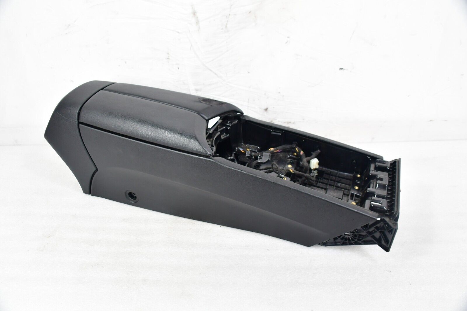 14-17 Maserati Ghibli Center Console Armrest Storage Tray Compartment Black OEM