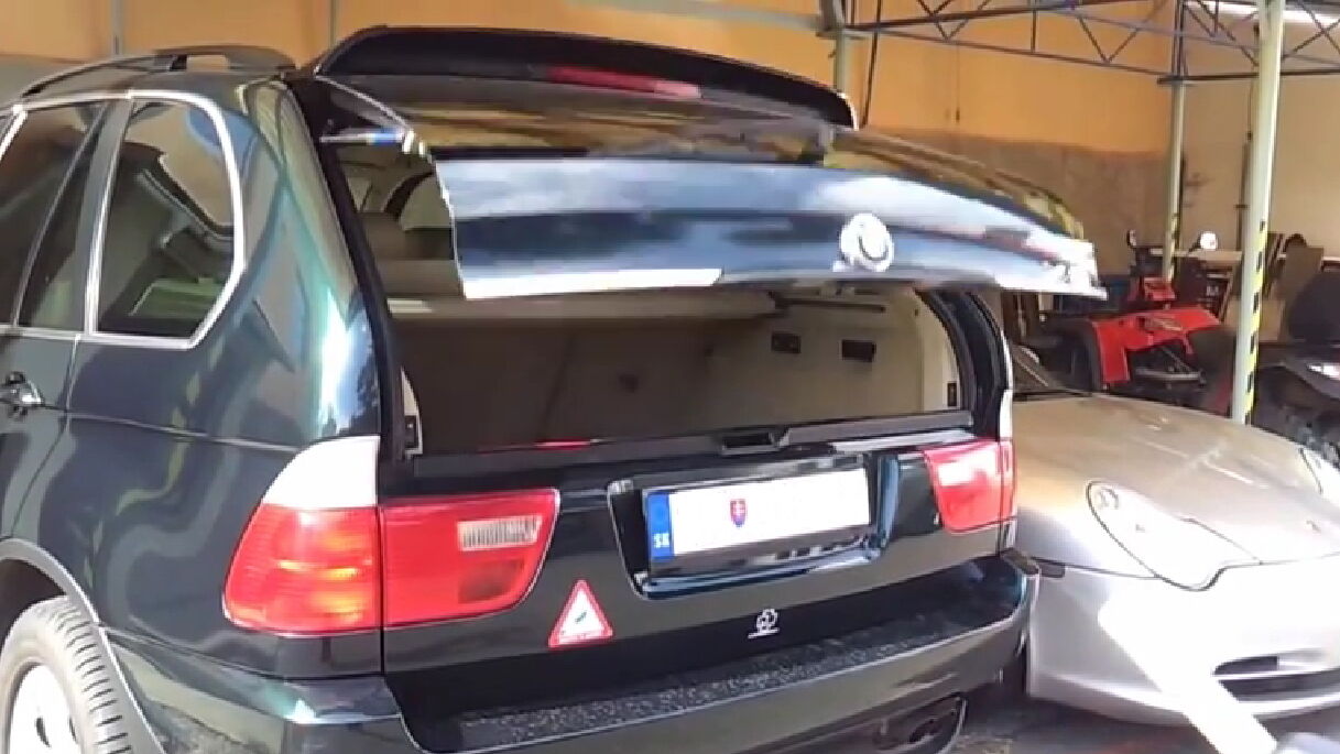 BMW X5 e53 AUTOMATIC opening trunk From EU