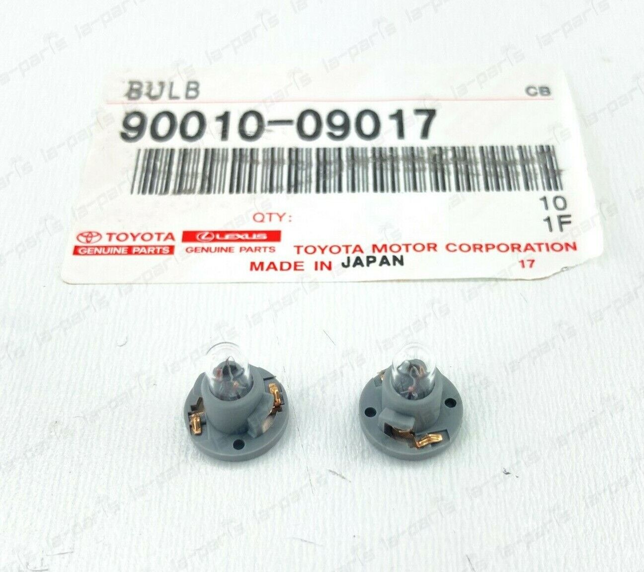 NEW GENUINE TOYOTA 90010-09017 COOLER CONTROL SWITCH BULB  SET OF 2