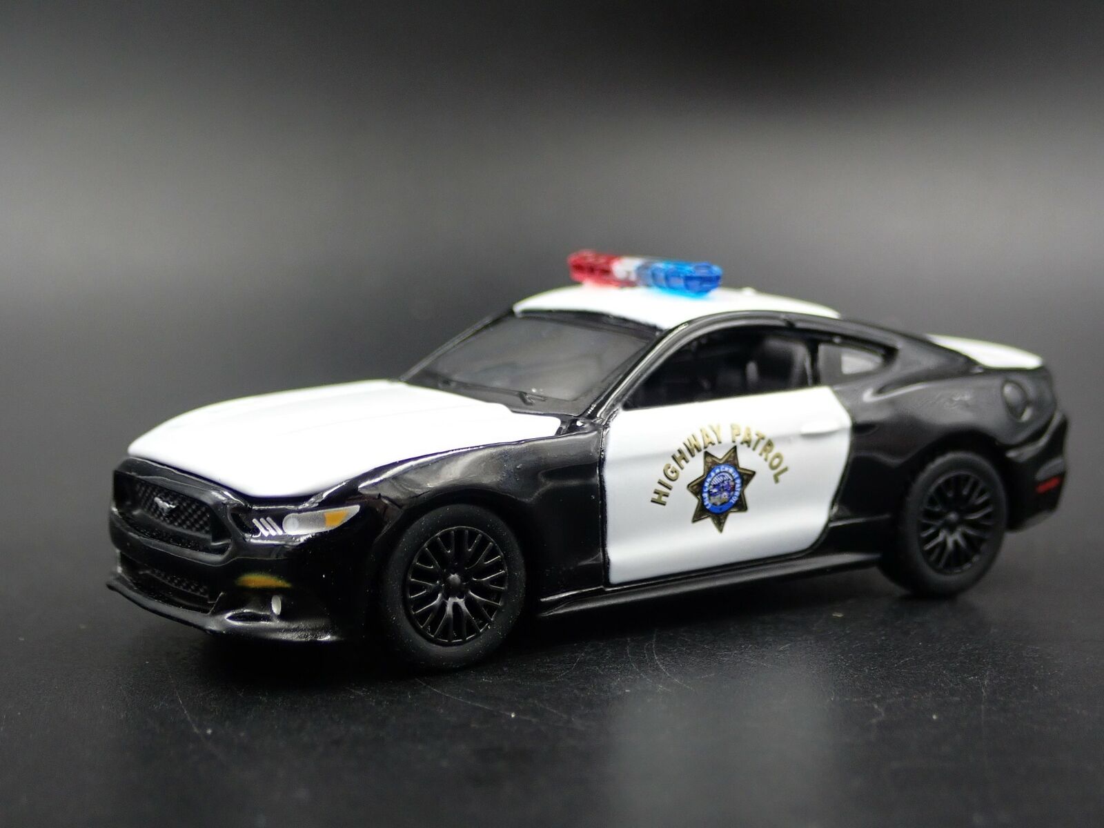 2017 17 FORD MUSTANG CHP CALIFORNIA HIGHWAY PATROL 1:64 SCALE DIECAST MODEL CAR