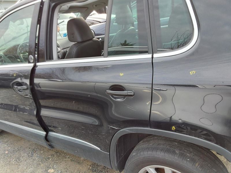 (LOCAL PICKUP ONLY) Driver Rear Side Door Germany Built VIN W 1st Digit Fits 09-