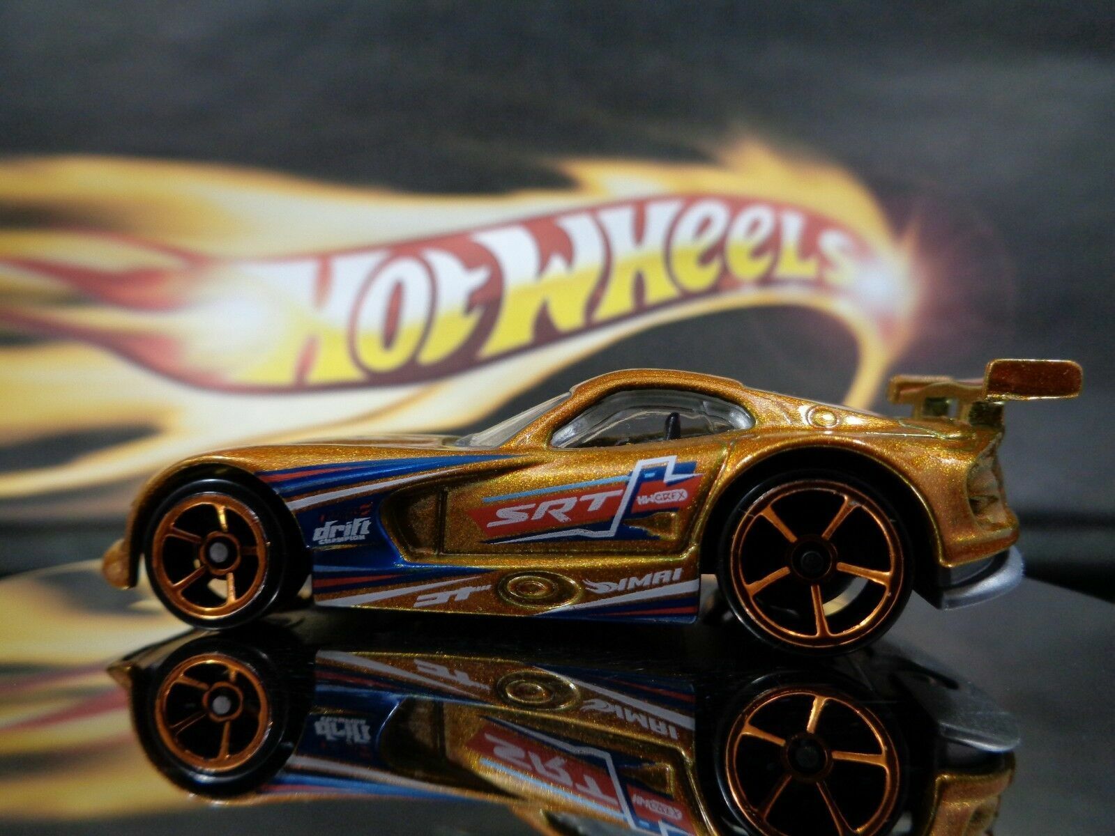 Hot Wheels Dodge SRT Viper GTS-R Metallic Paint