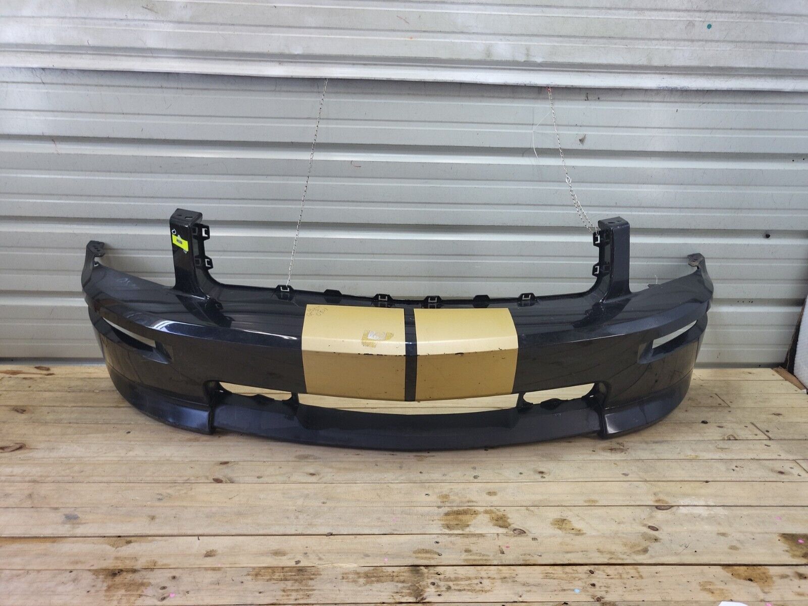 2006  -2009  FORD  MUSTANG  GT   FRONT BUMPER   \