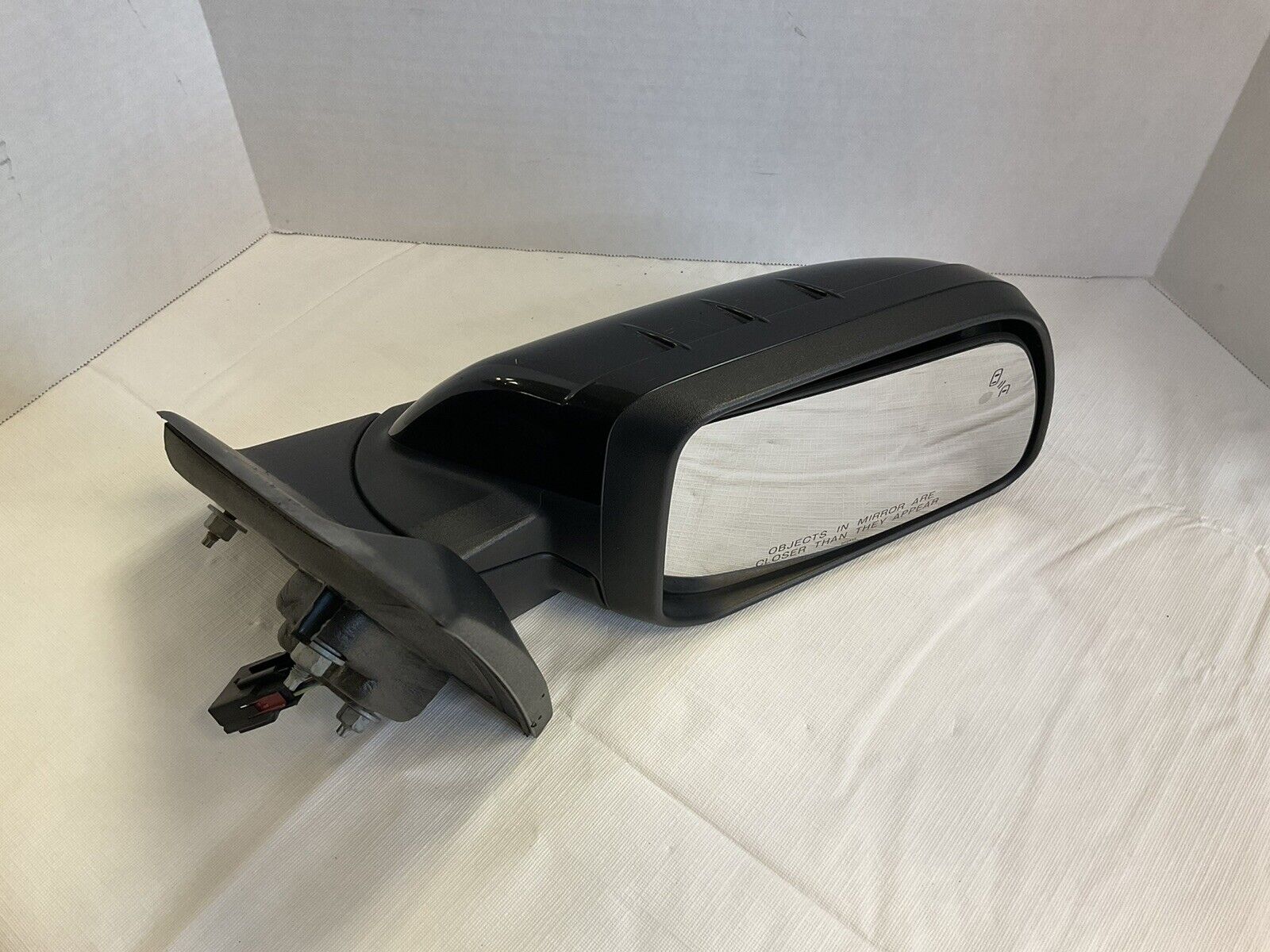 11 - 14 Ford Edge Right Passenger Side View Mirror Heated Puddle OEM