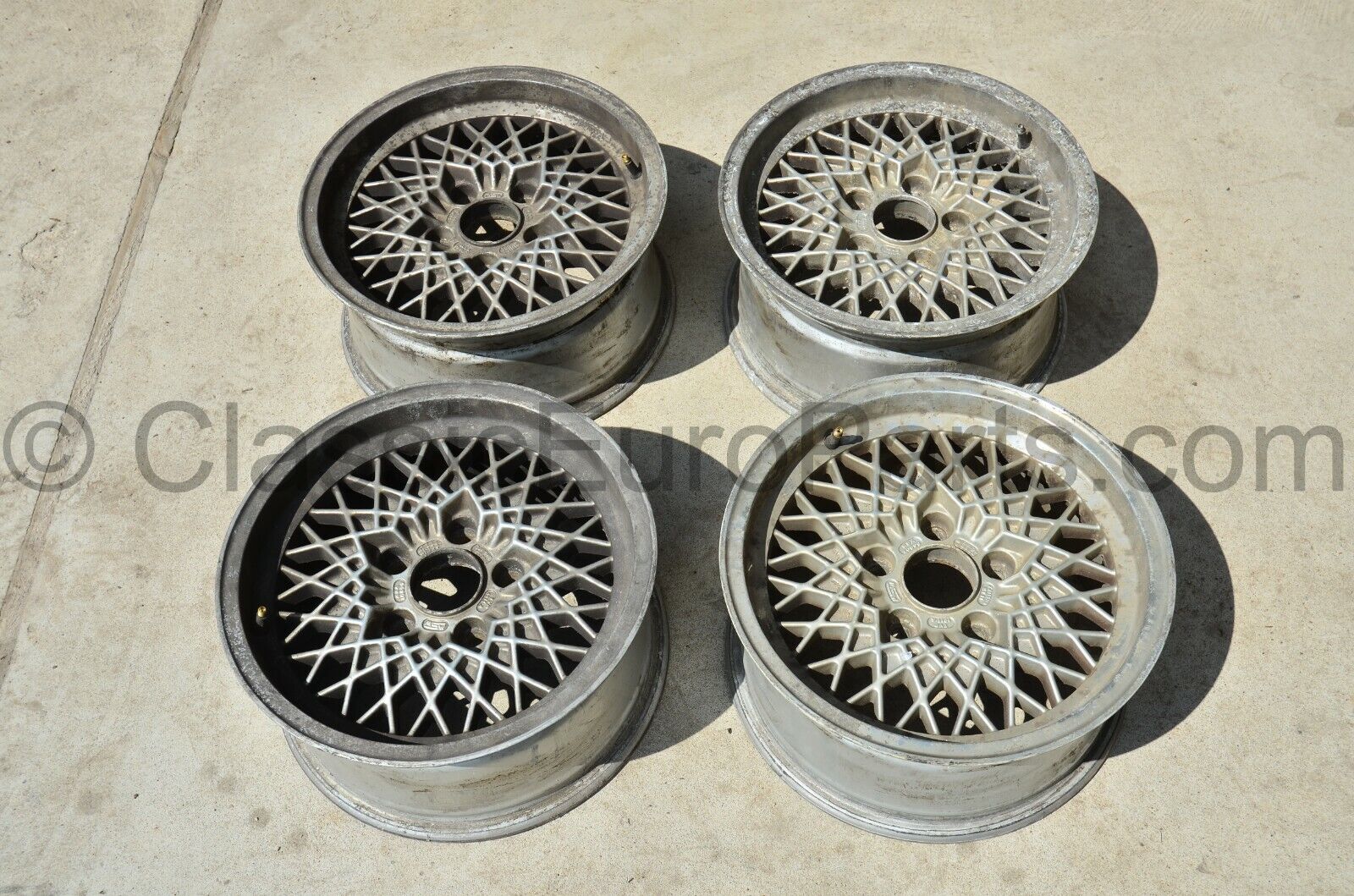 15\'\' MSW OZ wheel set for BMW E3 E9 E12 E23 E24 E28 E32 E34 E36 BBS with defects