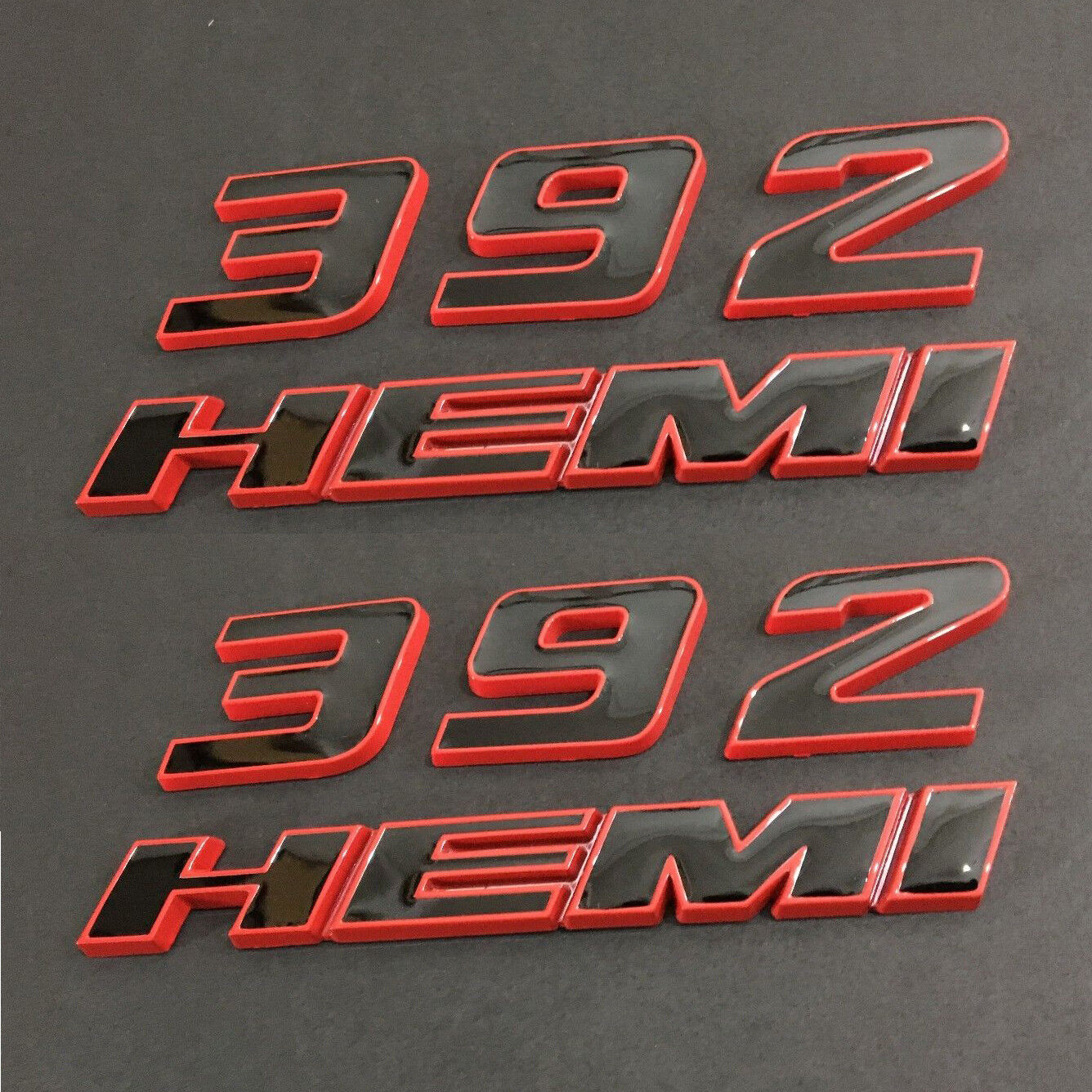 2pcs OEM 392 Emblem 392 Badge 3D for 392 Fender Badge Red Frame Genuine Parts
