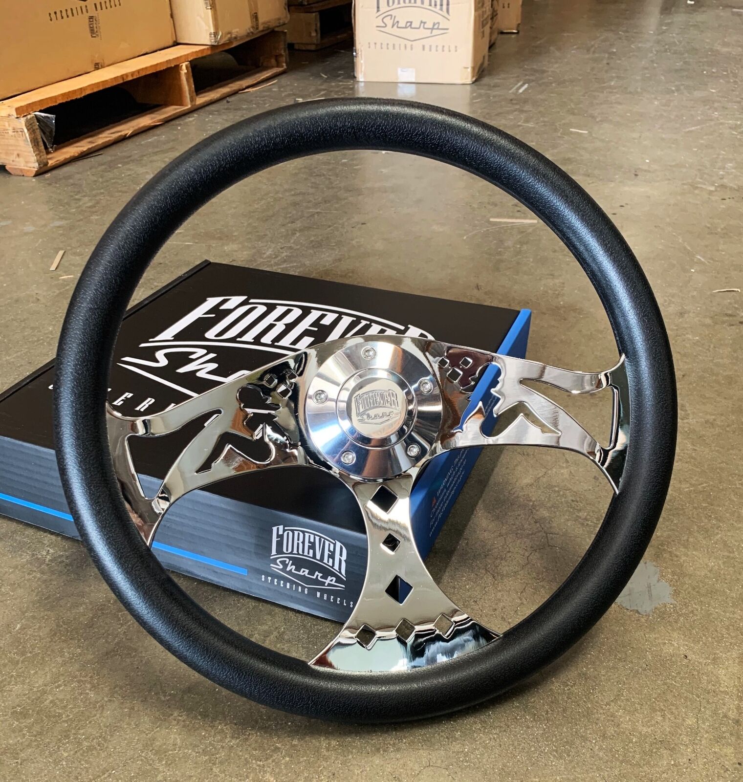 380mm Chrome Mudflap Steering Wheel Polyurethane (15\