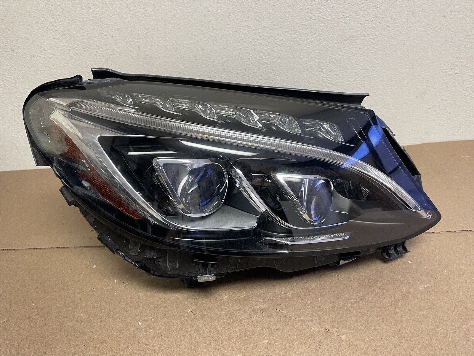 OEM 2015 2018 Mercedes-Benz C-Class Right Side LED Headlamp 205-906-30-03