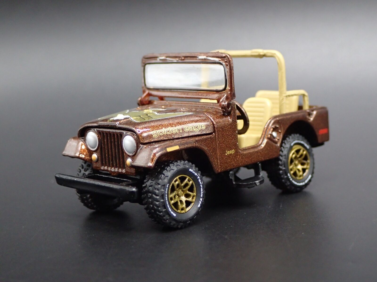 1944-1986 JEEP CJ5 GOLDEN EAGLE 1/64 SCALE COLLECTIBLE DIORAMA DIECAST MODEL CAR