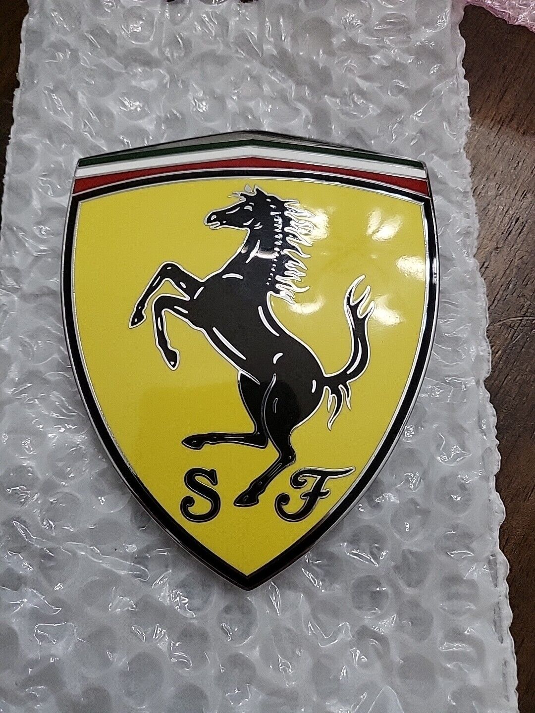 Ferrari Tributo/488 (EU/RHD/US) Emblème Pour Aile Avant 86921300