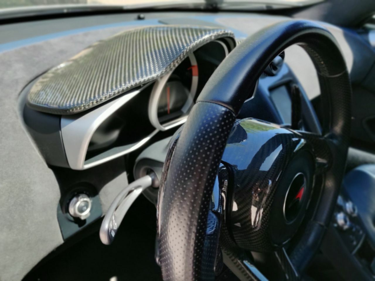 McLaren MP4-12C & 650S, 675LT Carbon Fiber Dash Panel Cover Odometer Panel Cover