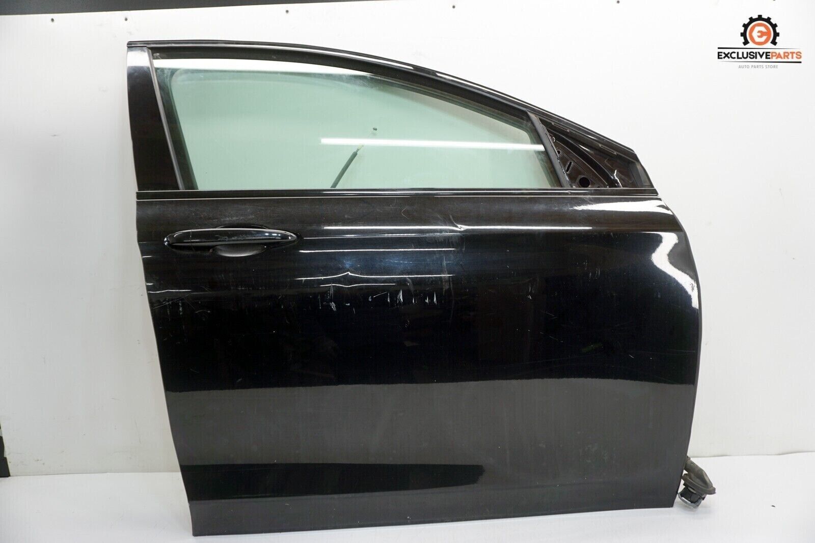 15-17 Chrysler 200 S OEM Front Right Passenger Door Shell Panel Black ASSY 1141