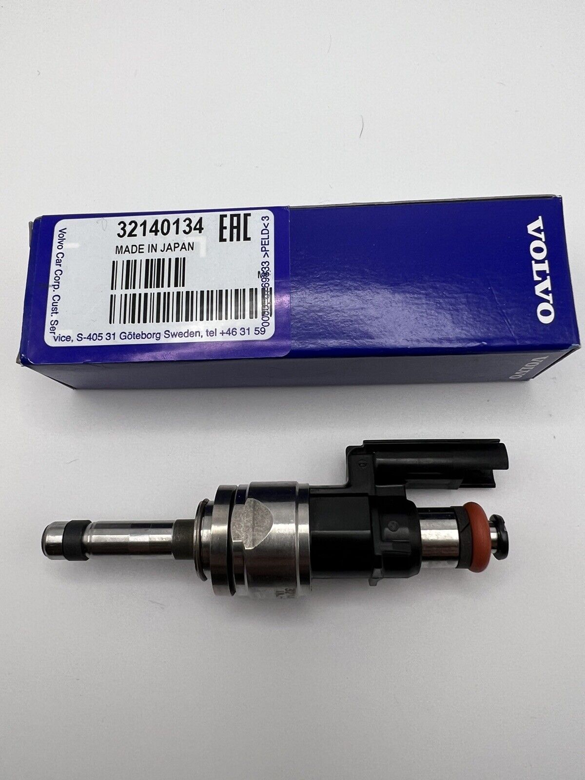 Genuine Volvo OEM Fuel Injector 32140134