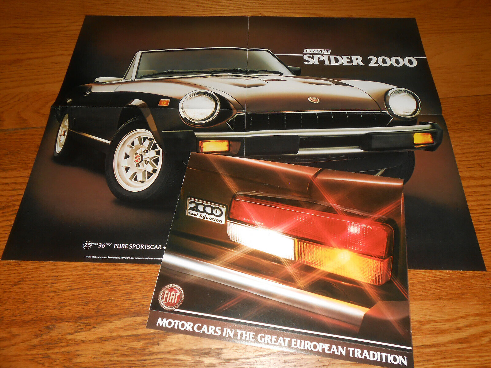 1981 FIAT SPIDER 2000 BROCHURE / \'81 CATALOG Unfolds into 17 by 22 POSTER