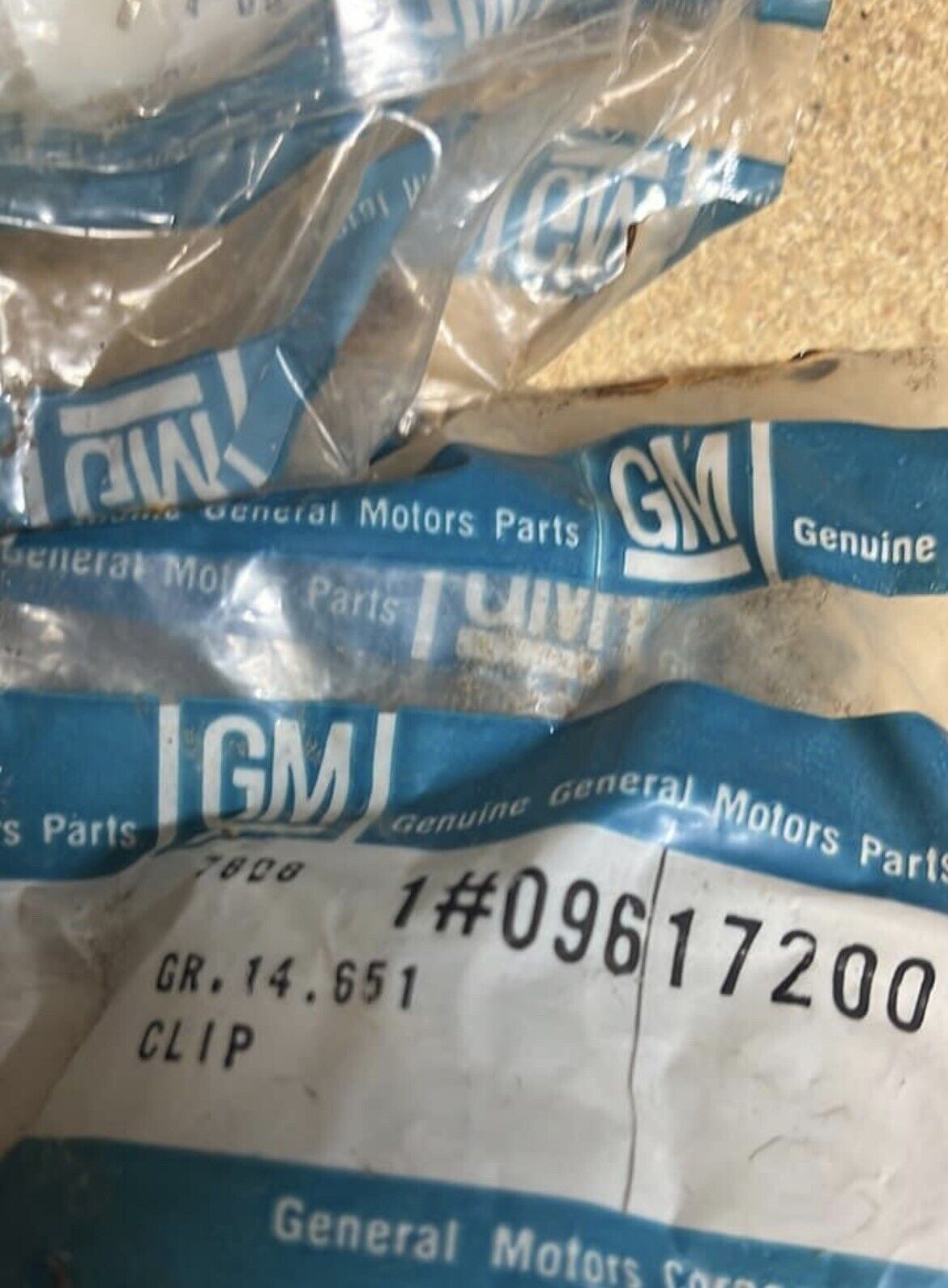 1973-77 NOS GM Interior Roof Moulding Clips GM 9617200 (10)
