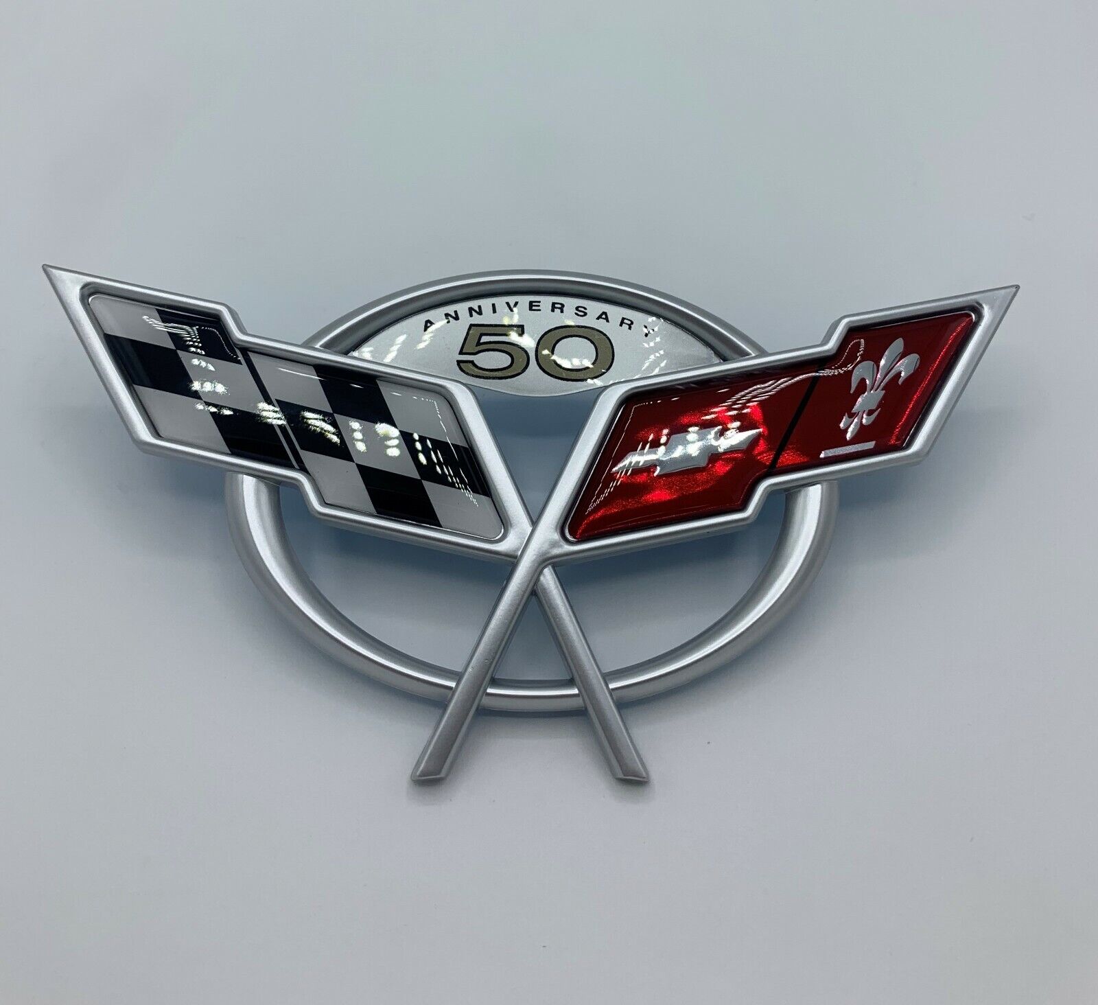 Reproductions Front Bumper Nose Emblem 50Th Anniversary For 2003 Corvette C5