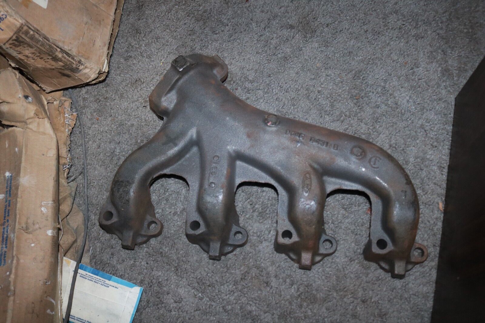 NOS Ford D0OE-8431-B L/H 351W exhaust manifold 1970 71 cougar Mustang