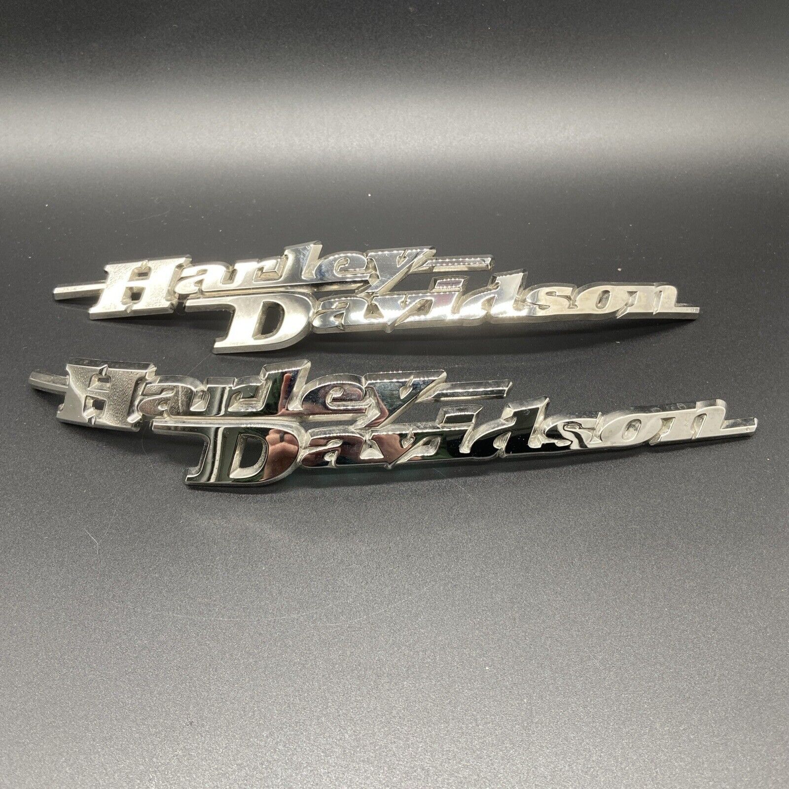 Genuine Harley Davidson Touring Fuel Gas Tank Emblems  Badges Set Chrome