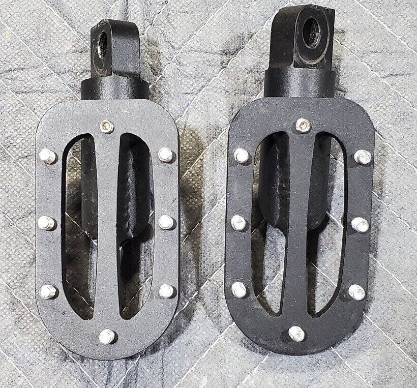 Gripper Footpegs by BungKing . Harely FXD/XL