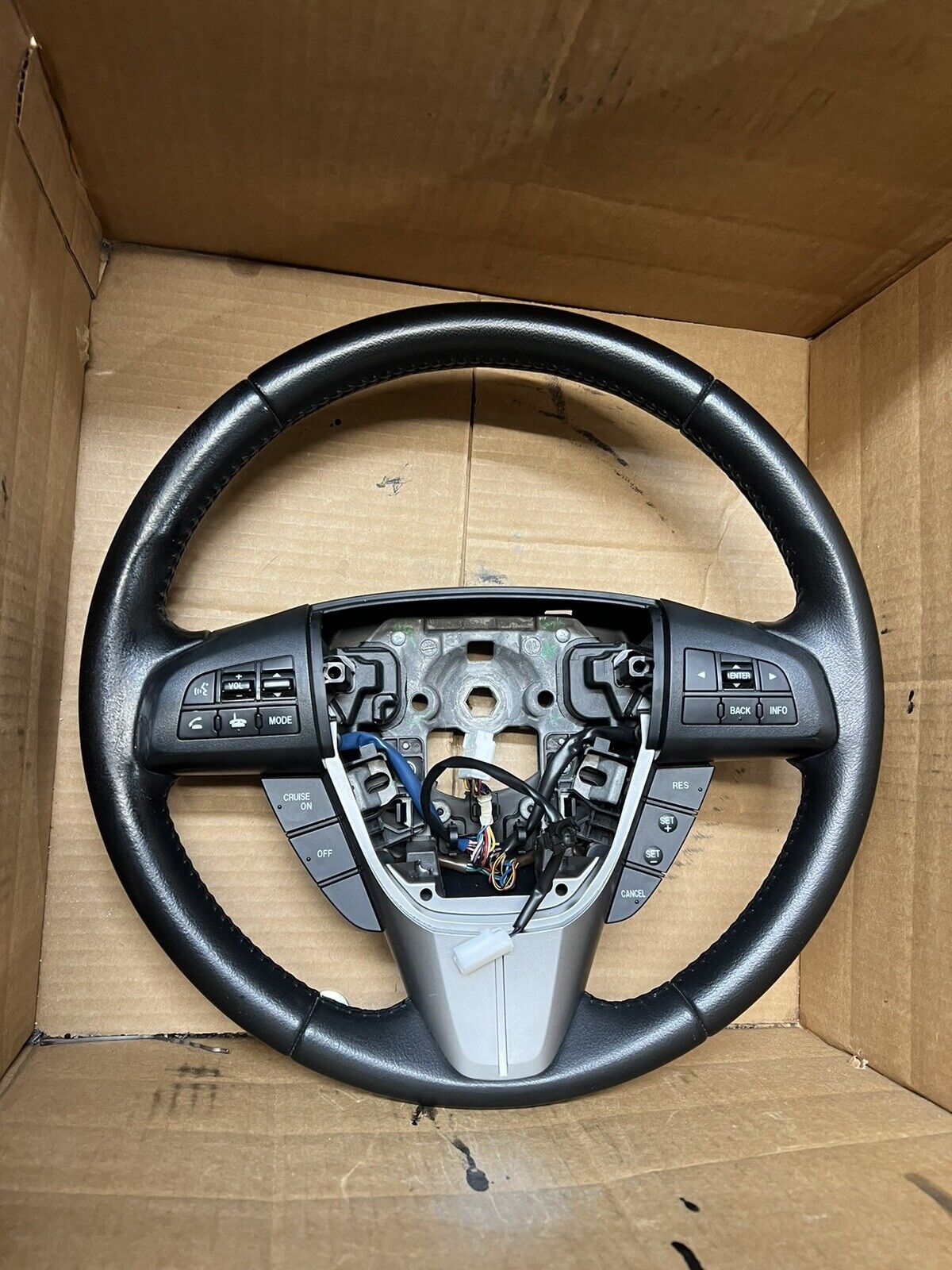MAZDA MAZDASPEED 3 HATCHBACK Leather Clad Steering Wheel With Controls 10-13