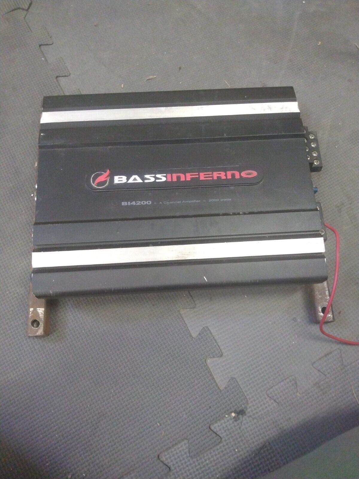 bass inferno 2000 watt 4 channel amplifier