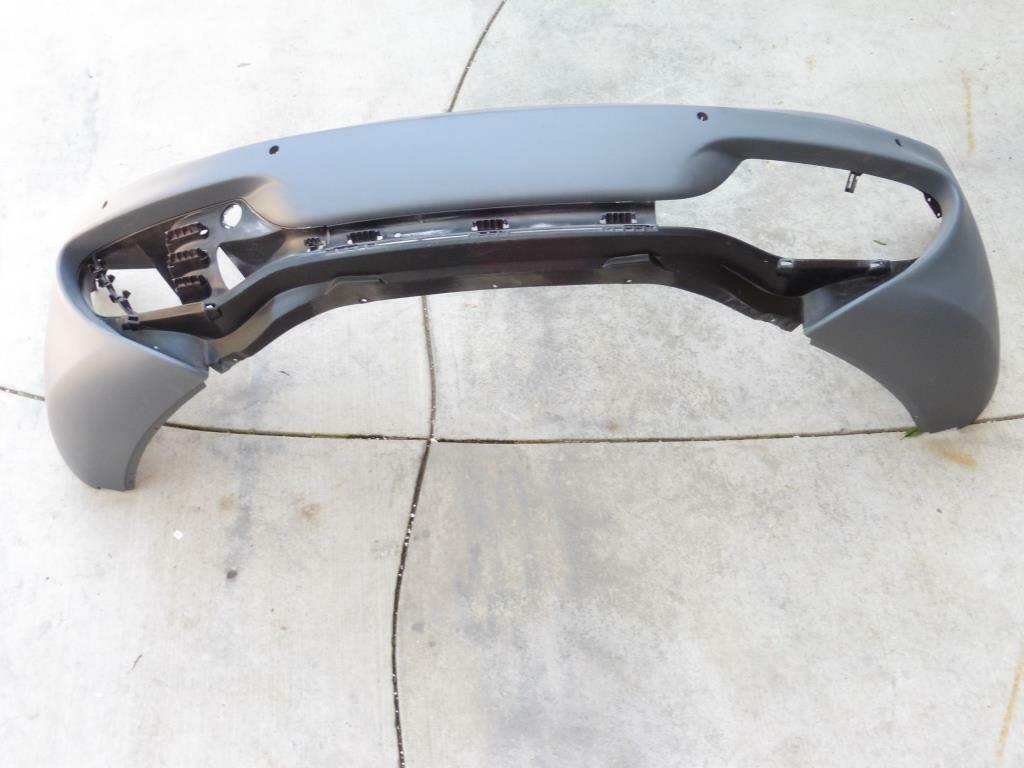 2012 2013 2014 McLaren MP4-12C Front Bumper Cover with 2x Grille`s 11A6042CP OE