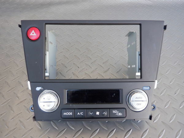 Subaru Legacy BL BP BPE Dual-zone A/C Switch Audio 2DIN Panel 06-08 G3017AG011