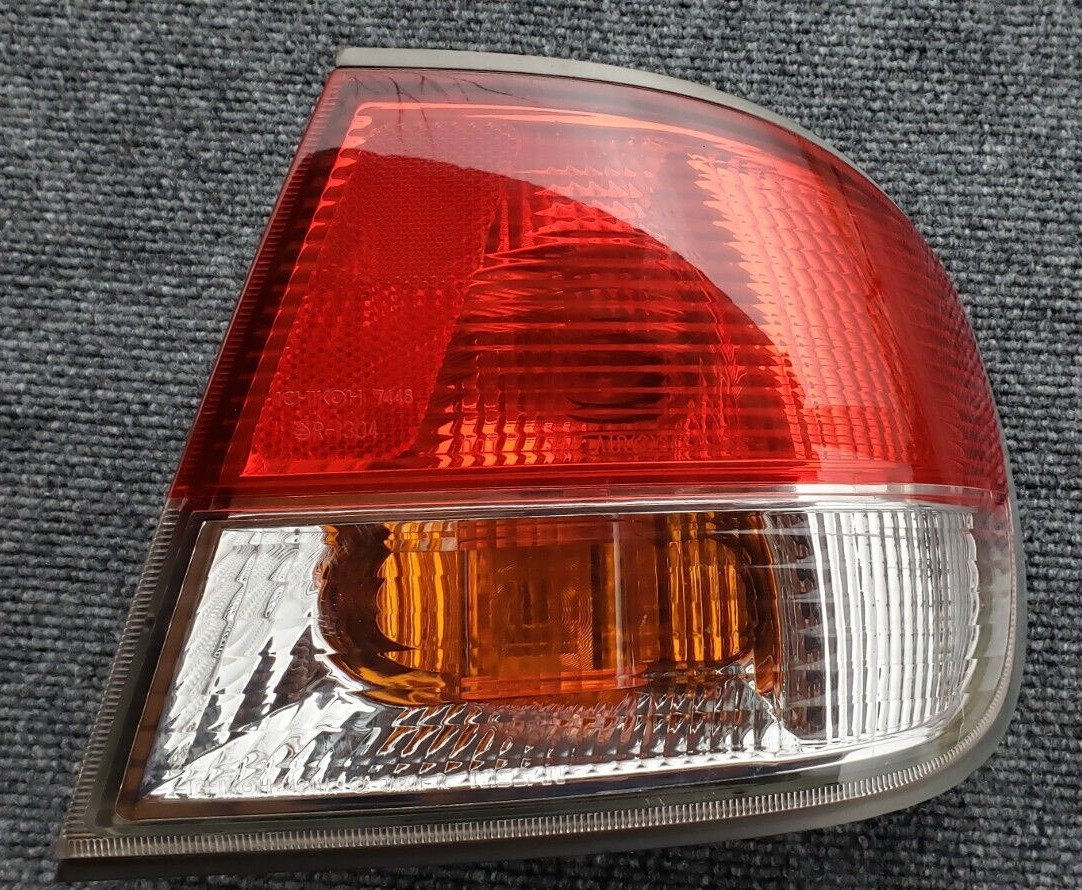 1999-02 Infiniti G20 Right RR RH Passenger\'s Side QTR MTD Tail Brake Light Lamp