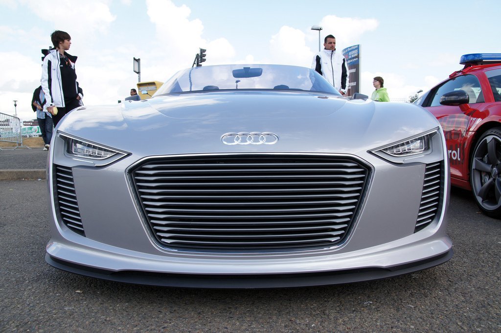 2012 Audi e-tron spyder