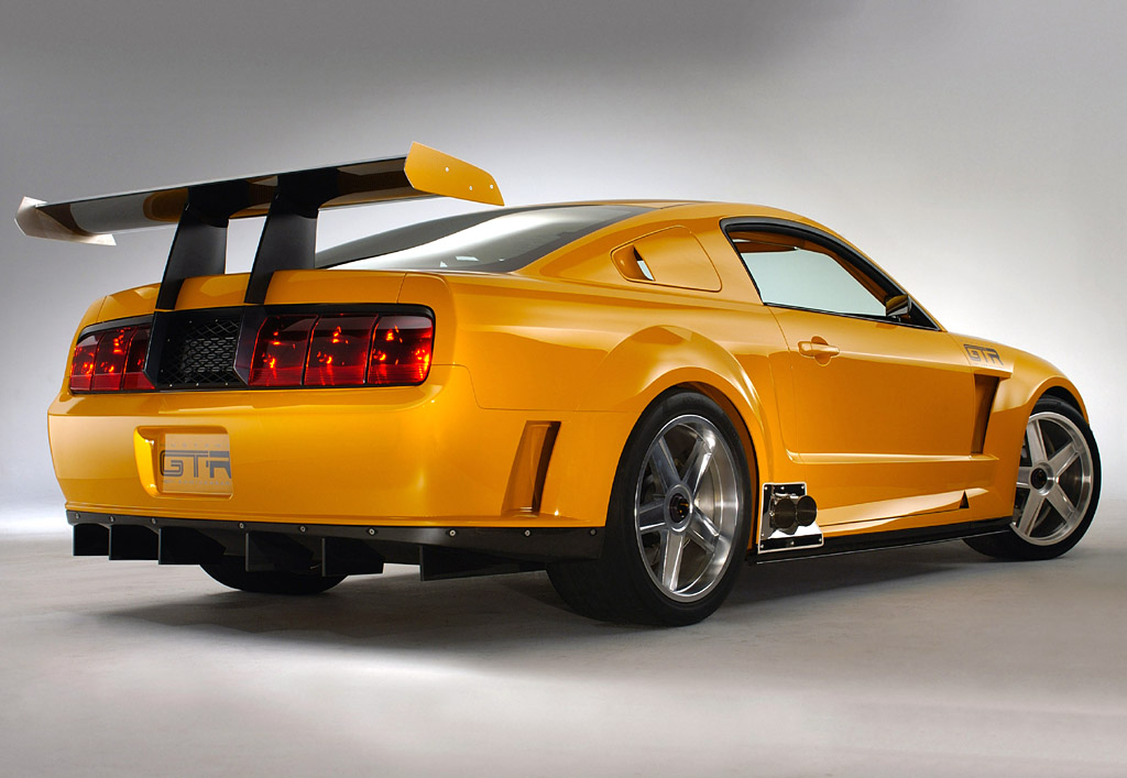 2004 Ford Mustang GT-R Concept